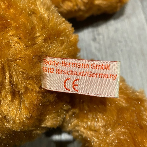 Teddy-Hermann Mercedes Benz Golden Brown Bear Plush Germany Scarf Stuffed Toy - Picture 3 of 3